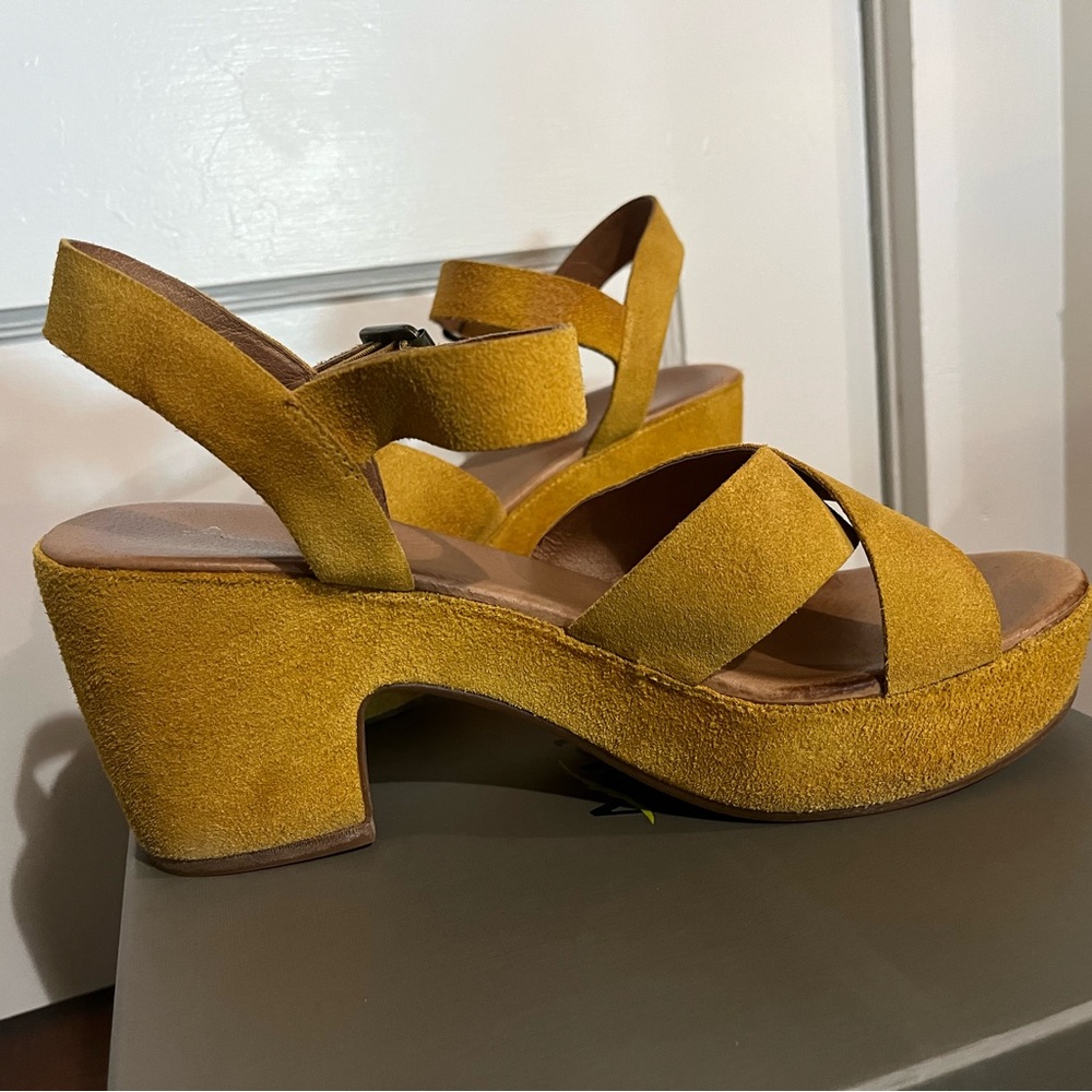 Antelope Mustard Suede Platform Sandals with Ankle Strap - Picture 5 of 9